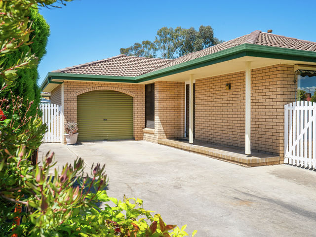 1/450 Kemp Street Lavington