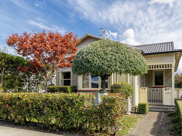 8 McDonald Street Napier South