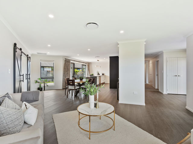 81 Stace Hopper Drive One Tree Point