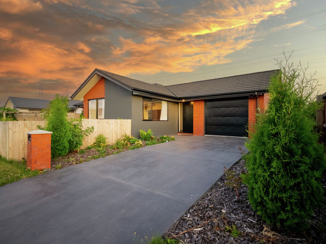 15 Arabella Crescent Yaldhurst