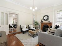 photo property thumbnail