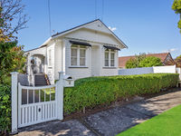 photo property thumbnail