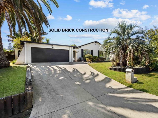 8 Hedge Row Sunnyhills