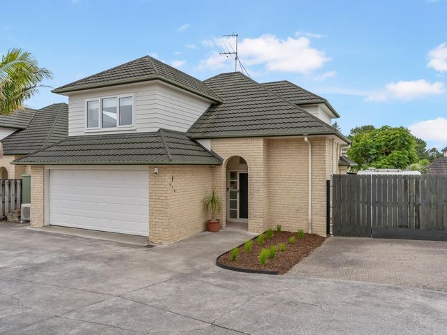 1/270 Cascades Road Botany Downs