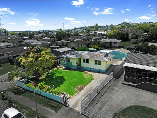 78 Zelda Avenue Clover Park