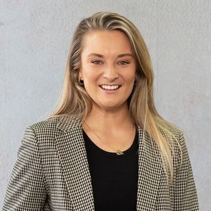 Photo of Sarah Colebrook