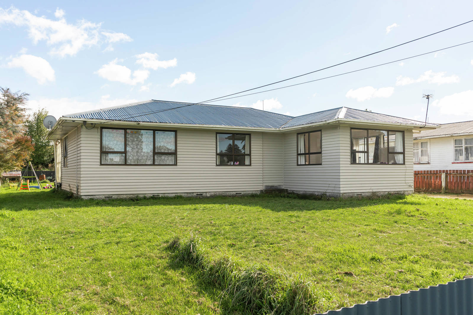 112 Oxford Street, Masterton 4 Bed House Private Treaty