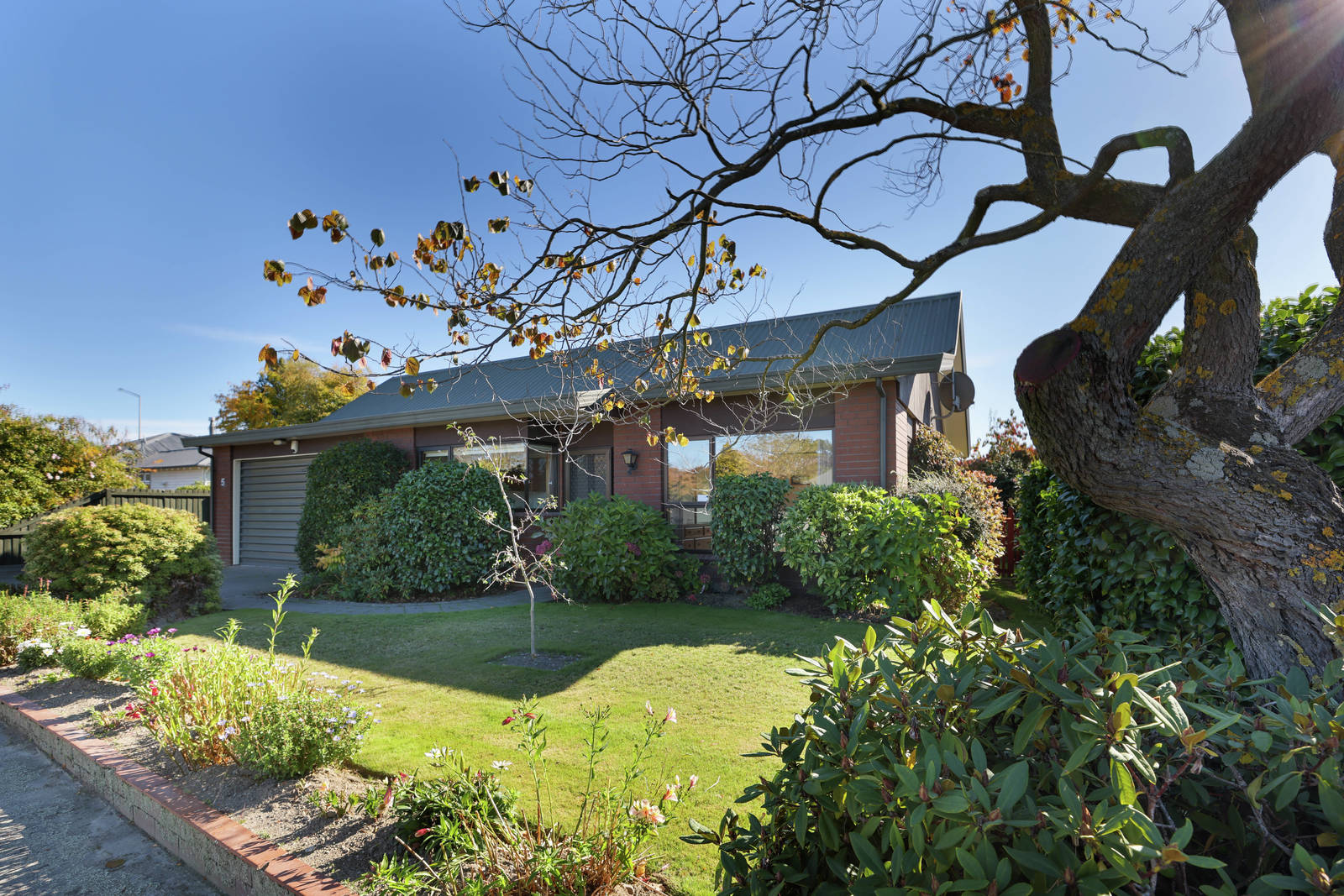 5 Belt Road, Allenton, Ashburton 2 Bed House Private Sale