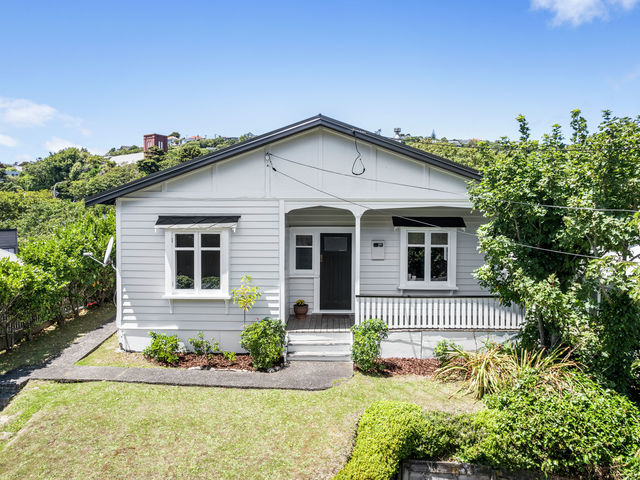 17 Waikowhai Street Ngaio