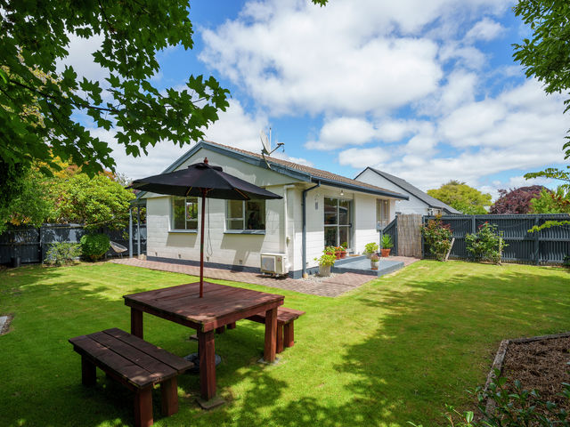 2/38D Cavendish Road Casebrook