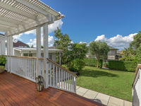 photo property thumbnail