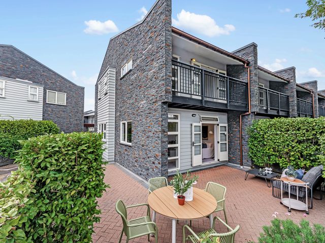 14/2 Cawley Street Ellerslie