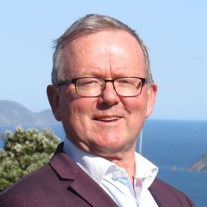 Colin  Kelly