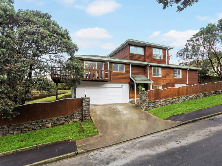 51 Happy Valley Road Owhiro Bay