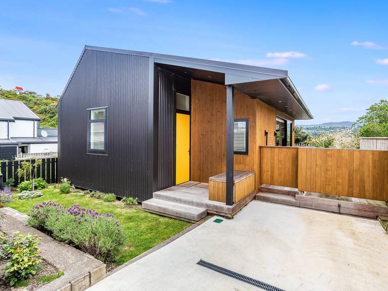 2/56 Raukawa Street Strathmore Park