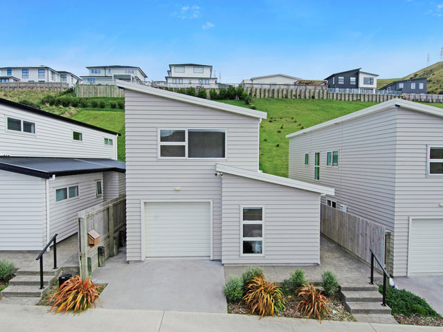 27 Stockport Grove Churton Park