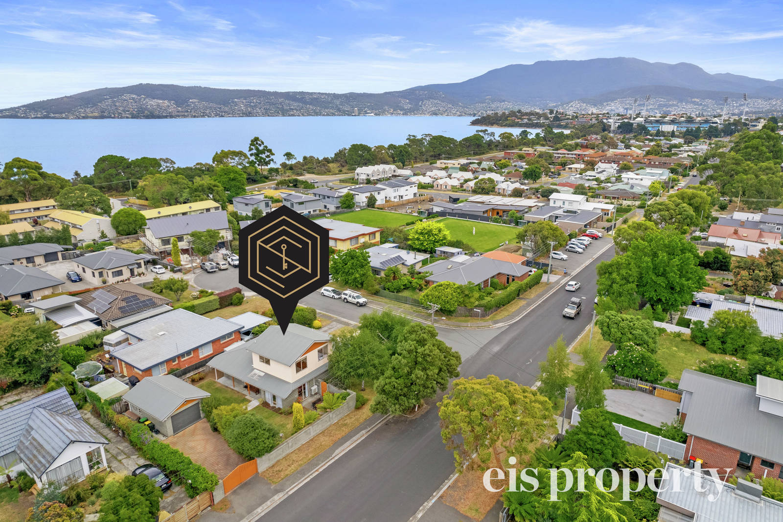 1 Gilbert Place, Bellerive 4 Bed House For Sale