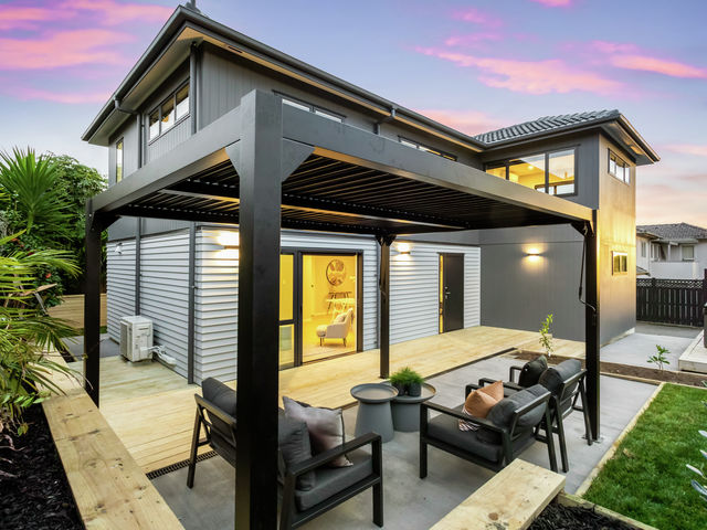 2/39 Simmental Crescent Somerville