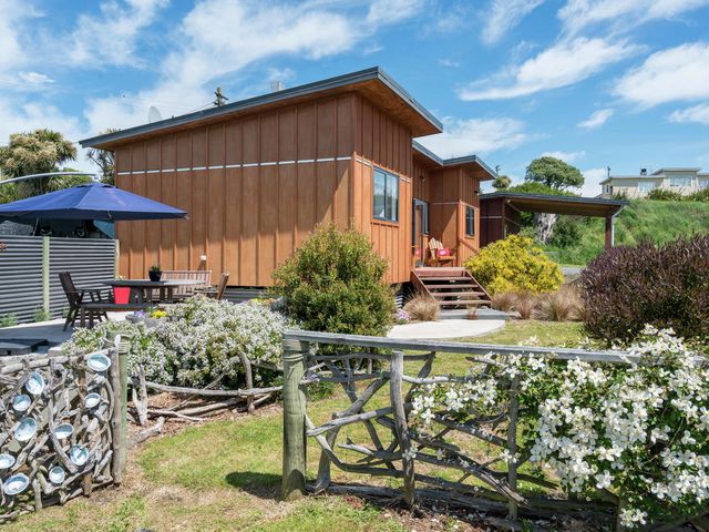 29 Connor Place Taieri Mouth