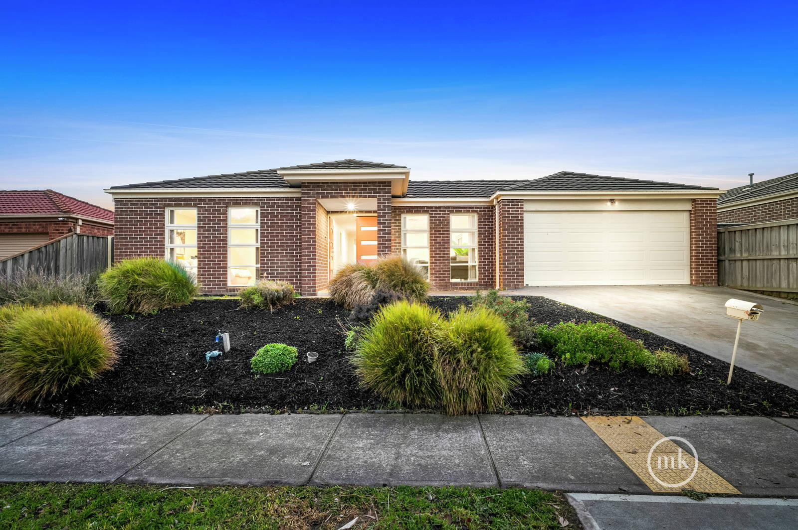 28 Vantage Point Boulevard, Doreen 5 Bed House Private Sale