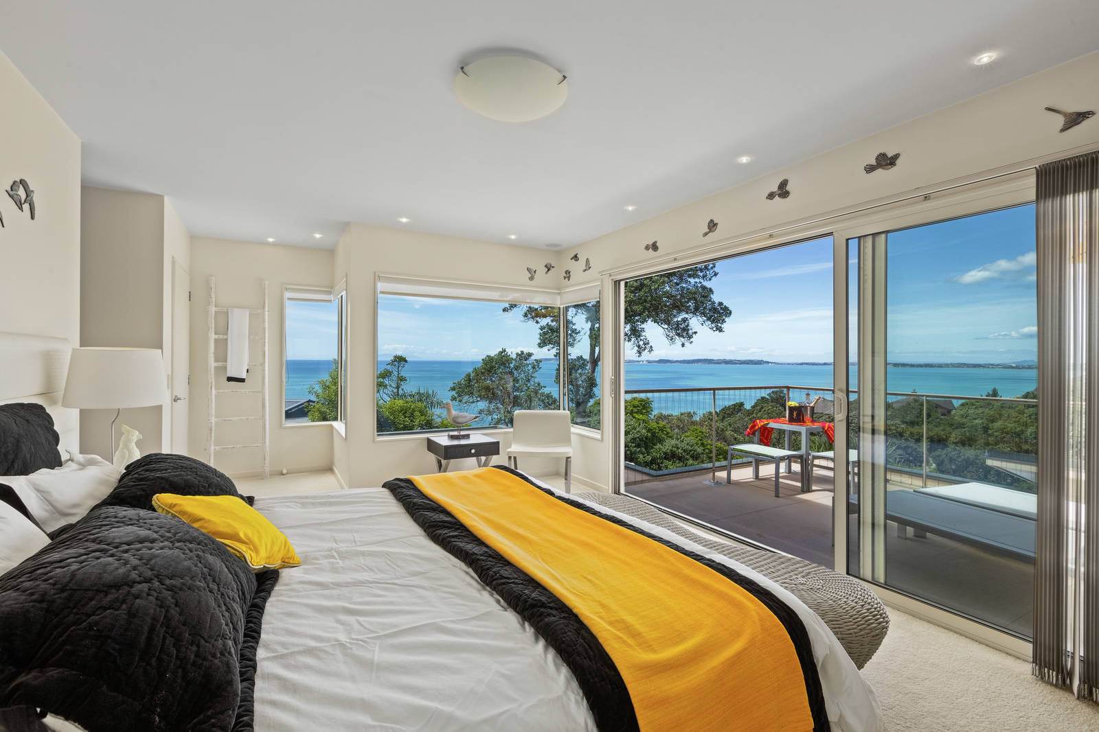 17 Sykes Avenue, Hatfields Beach, Orewa 3 Bed House For Sale