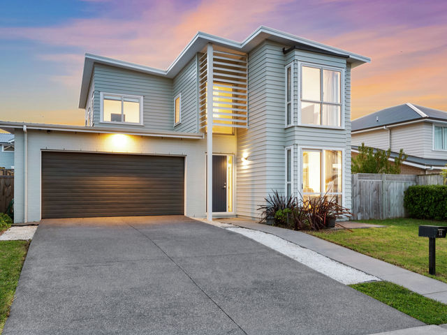 22 Couldrey Crescent Red Beach