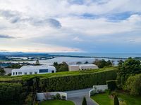 photo property thumbnail