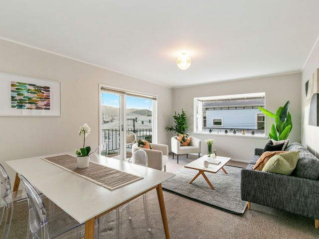 4/2 Scarborough Terrace Mount Victoria