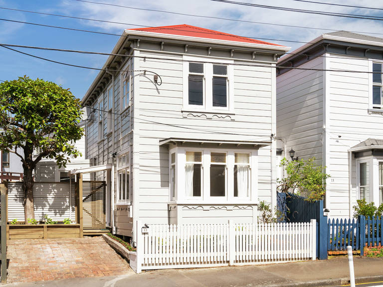 11 Rintoul Street Newtown