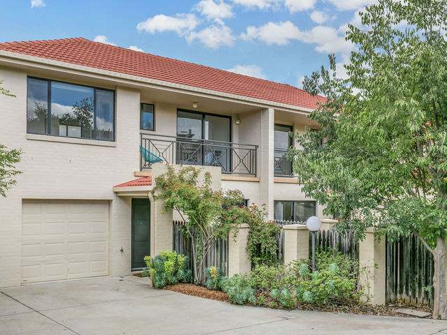 4/72 Torrens Street Braddon