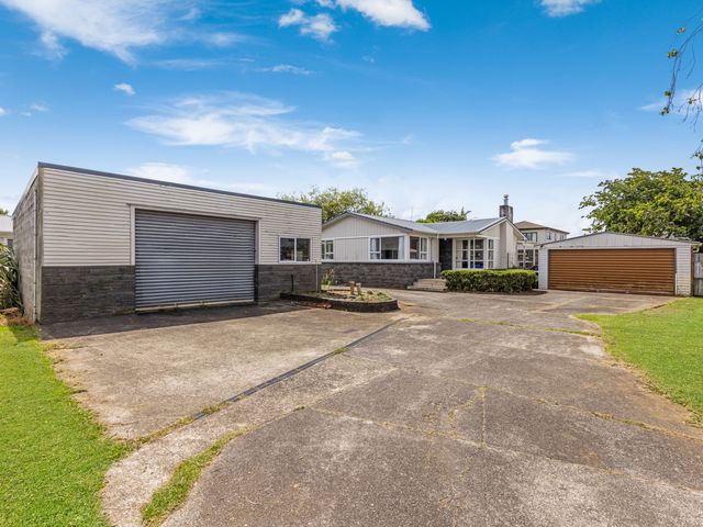 11 Clendon Place Manurewa