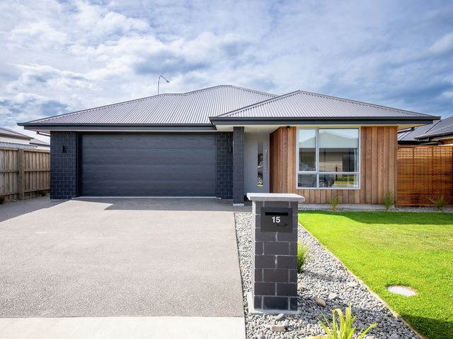 15 Witte Street Woodend