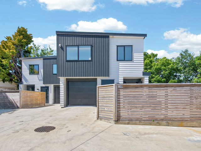 15B Rowe Parade Wainuiomata