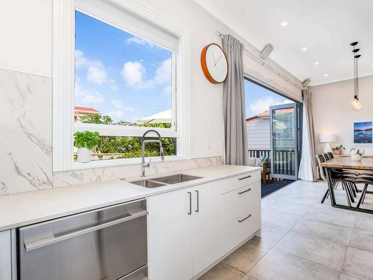 32 Hiropi Street Newtown