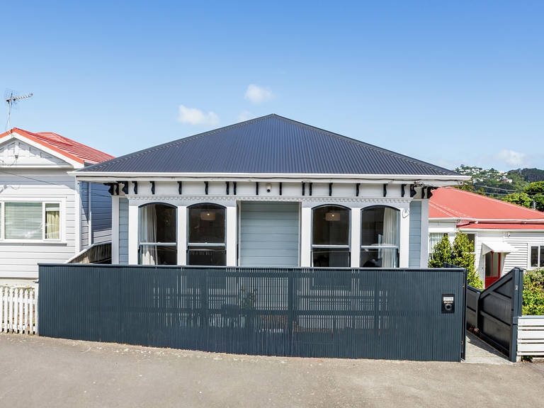32 Hiropi Street Newtown