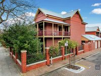 photo property thumbnail