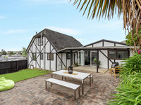 photo property thumbnail