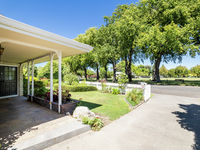 photo property thumbnail