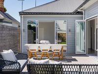 photo property thumbnail