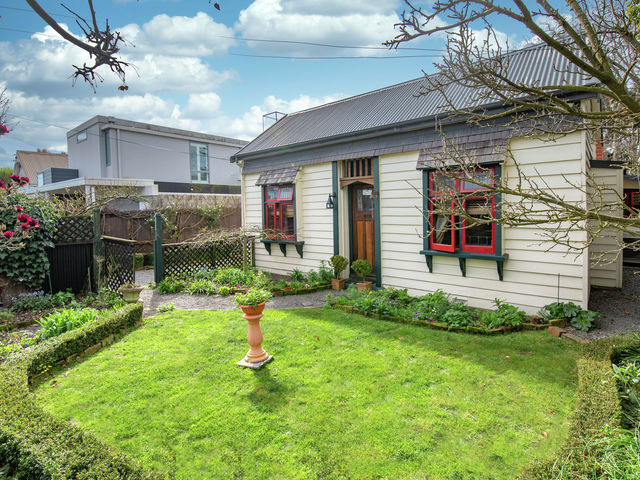 102 Bristol Street St Albans