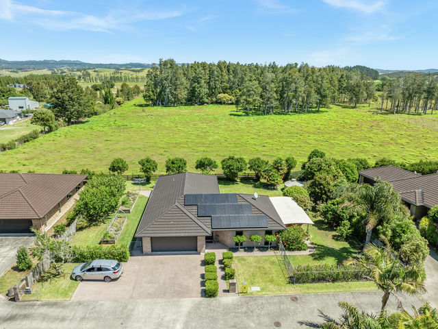 17 Inverness Lane Waipu