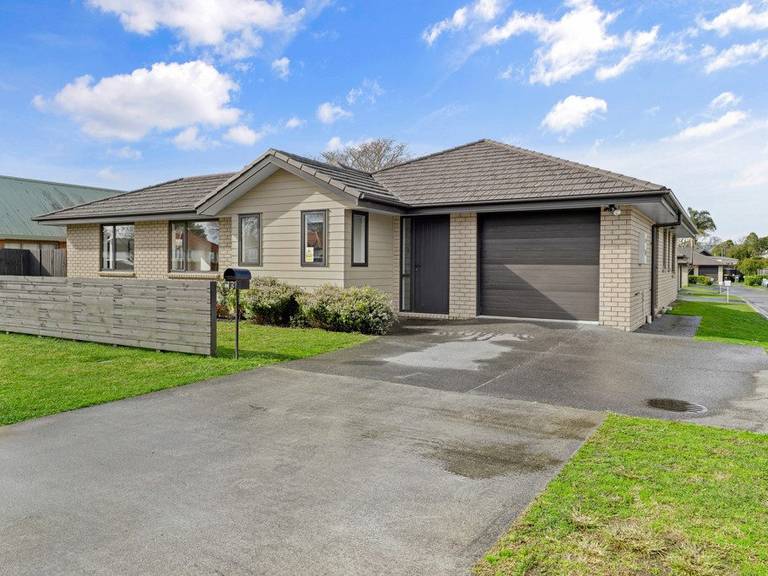 13 Robinson Street Cambridge, Waikato