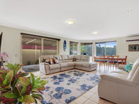 photo property thumbnail
