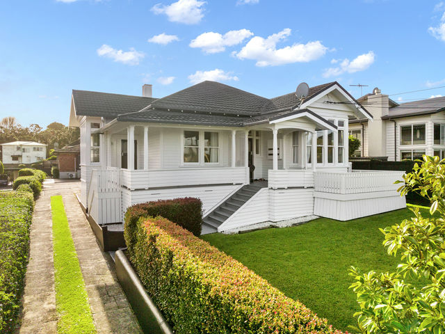 1-3/34 Turama Road Royal Oak