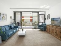photo property thumbnail