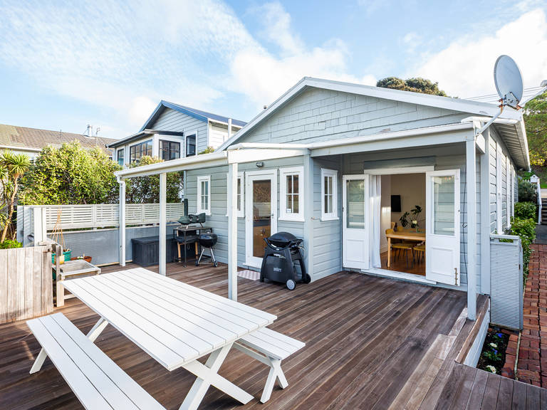 3 Waikato Street Island Bay