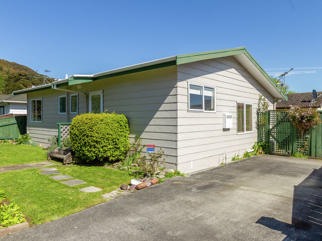 5 Glenbrook Grove Naenae