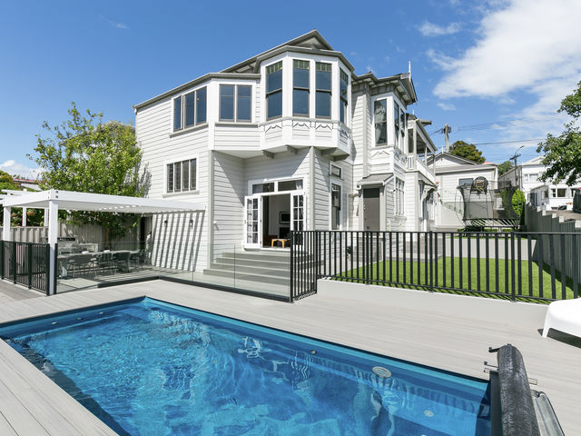 110 Waipapa Road Hataitai