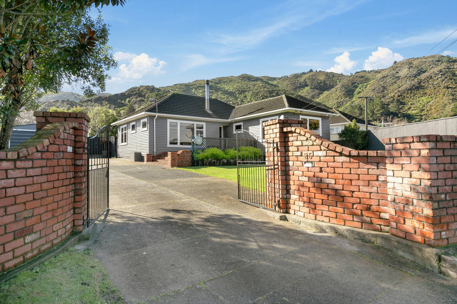 25 Coniston Street, Wainuiomata 3 Bed House Private Sale