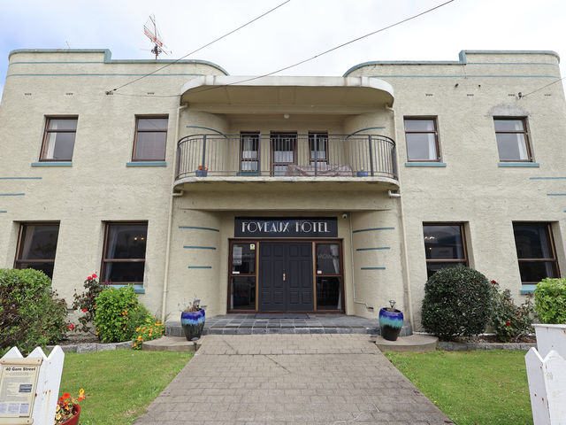 40 Gore Street + 41 Barrow Street Bluff